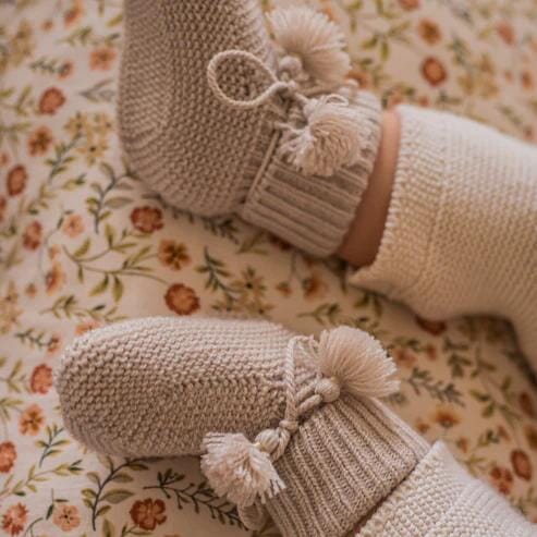 Knitted baby booties - Gris Perle