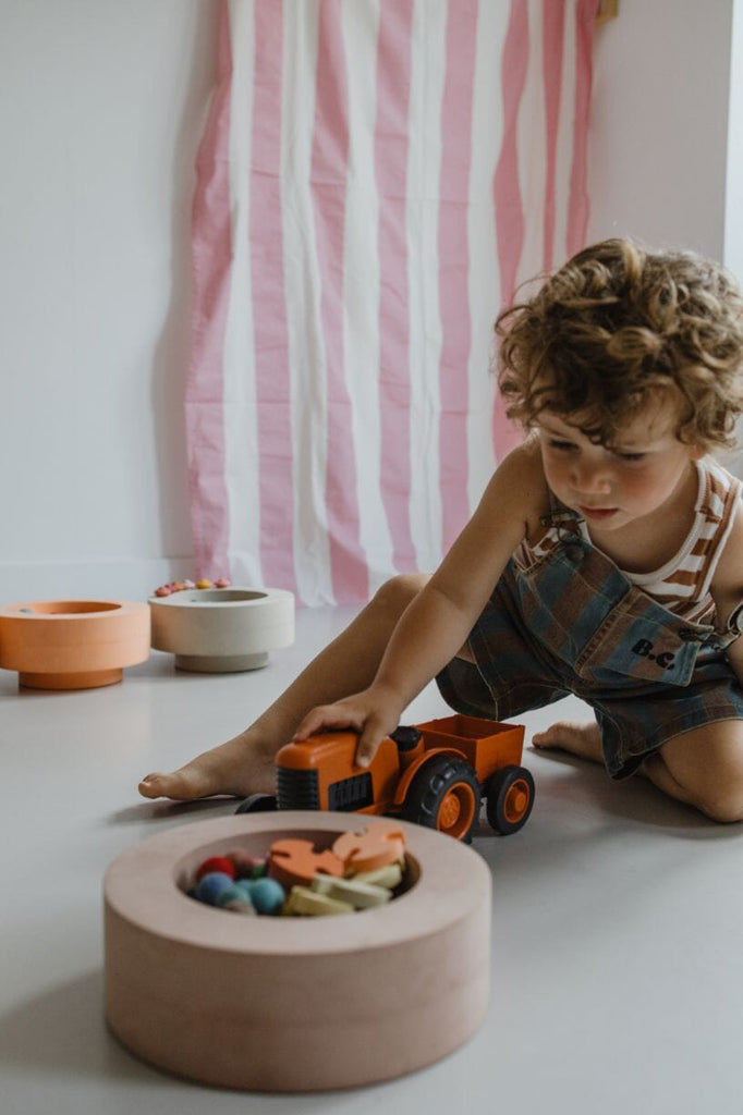 Rainbow chair - earth - Moes Play