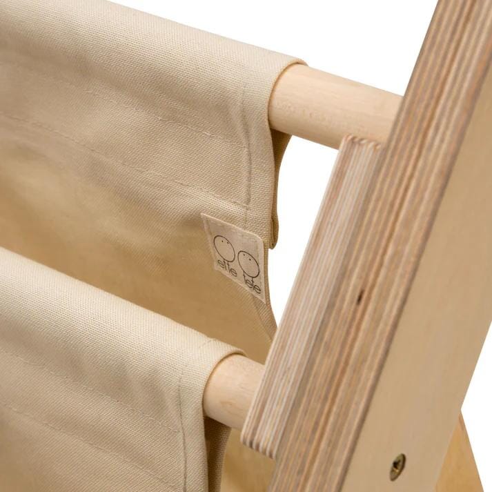 Boekenrek voor het Ette Tete klimrek