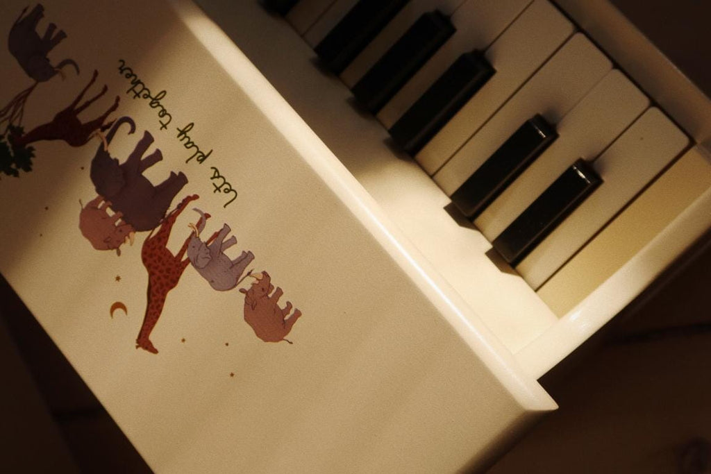 Piano - Grand Safari