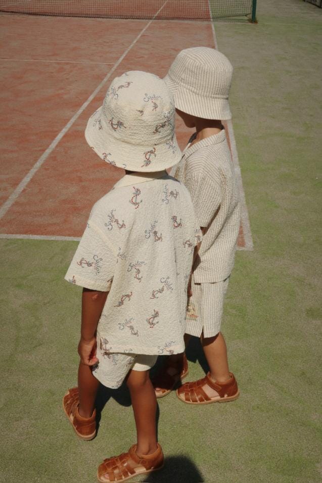 Elliot vissershoedje - Rock my boat