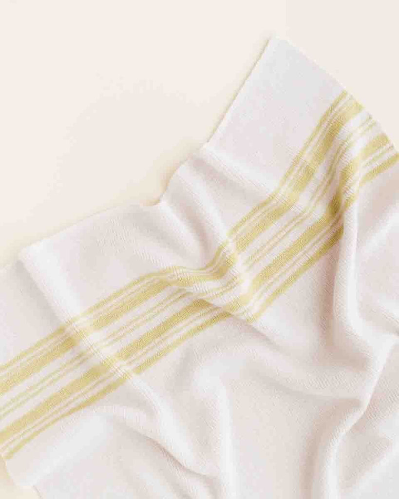Deken Gilbert - Silver / Light Yellow