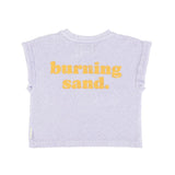T-shirt - lavendel met "Burning Sand" print